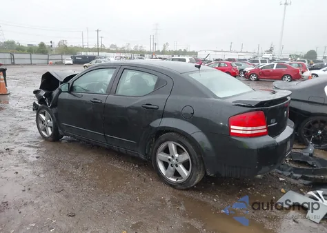 2008 Dodge Avenger R/T z USA, uszkodzony, nr VIN 1B3LC76M48N144898